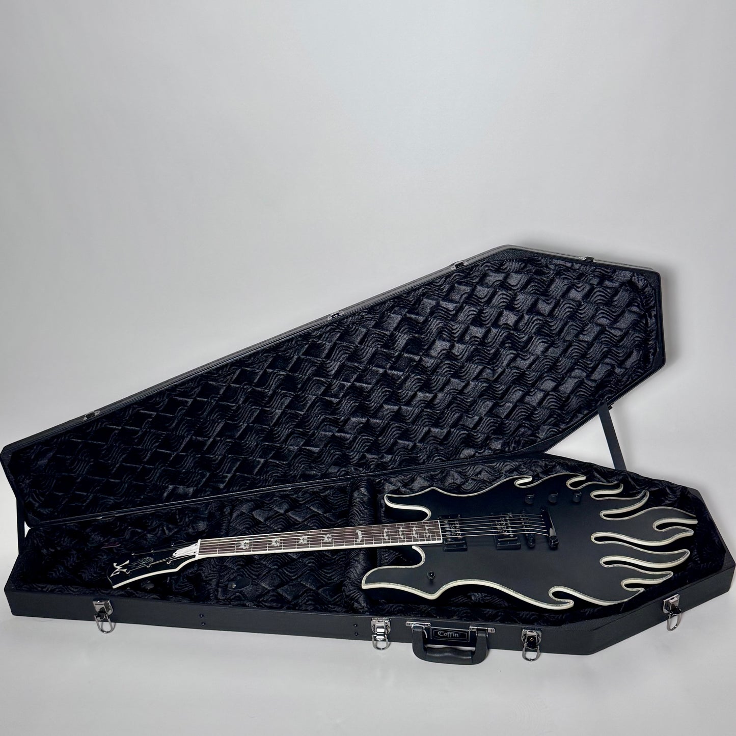 Minarik Guitar Inferno Flat Black